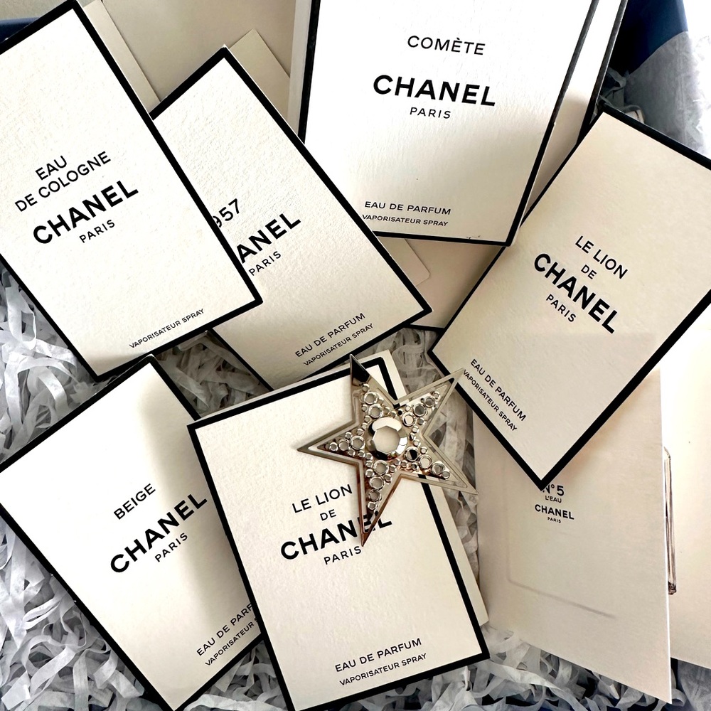 Chanel Les Exclusifs 7 samples: Comete & star, 1957, Le Lion x 2, Beige, L’eau
